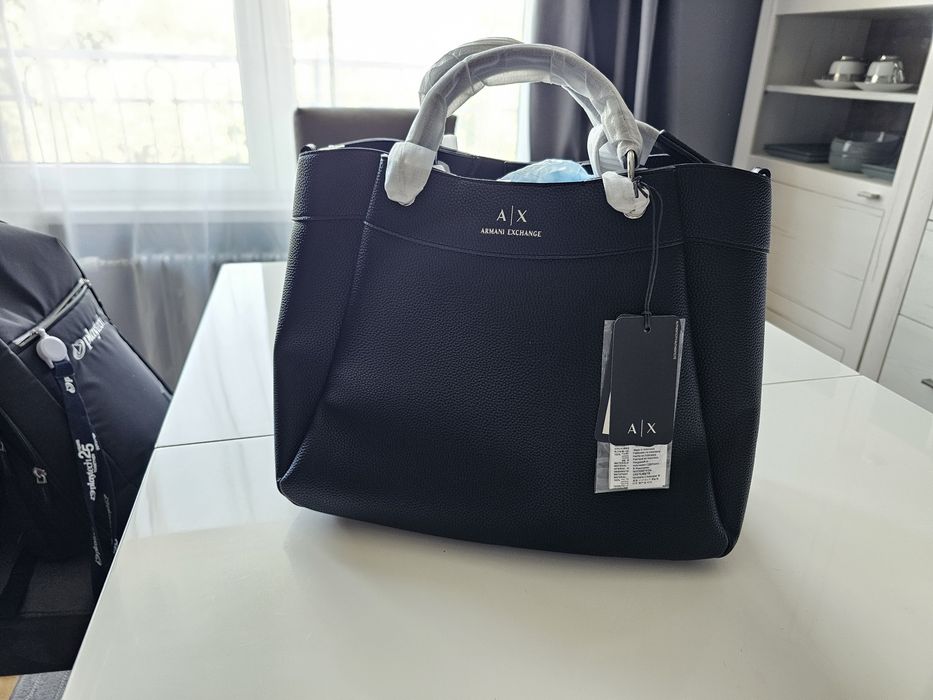 Чанта Армани Armani exchange