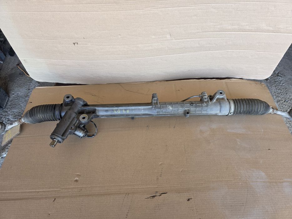 Caseta de directie audi a8 d3 2009
