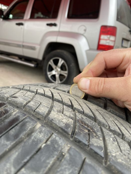 Джанти  jeep dodge 20 цола  5х114,3 централен отвор 71,6 с гуми