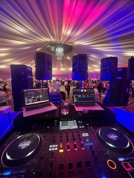 dj botez dj majorat  dj nunta lumini cantareti foto video  fum greu