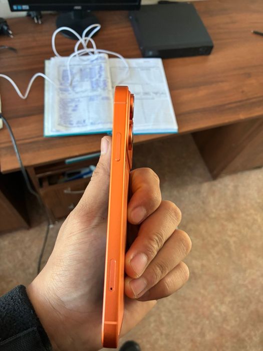 Айфон хр в корпусе 17Про