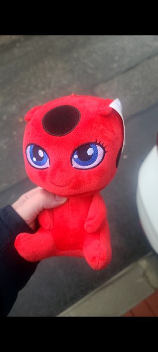 Plusuri Tikki Miraculous Buburuza Profi 2025