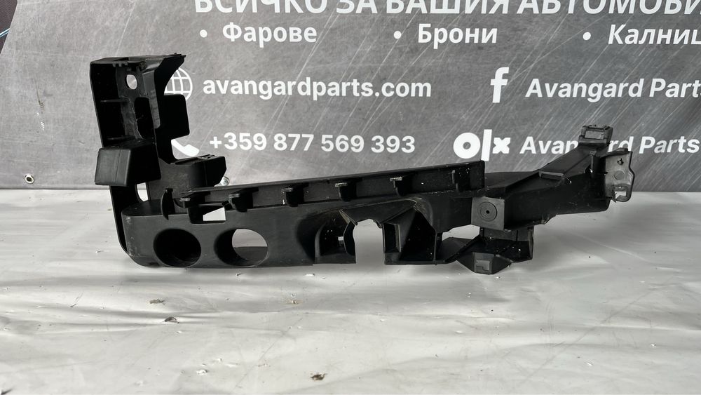 Лайстна за укрепване на ляв фар Audi A3 8P 2004-2013