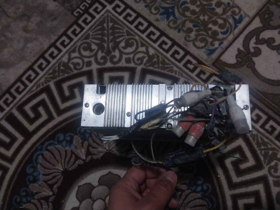 Пионер мафон сатылады.