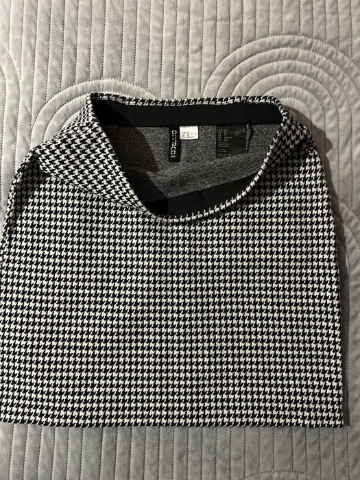 Нови къси поли- Cropp, About You,H&M,New Yorker,Melting Stockholm