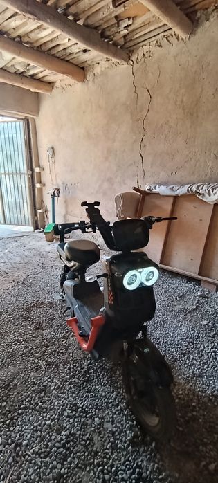 Скутер продается
