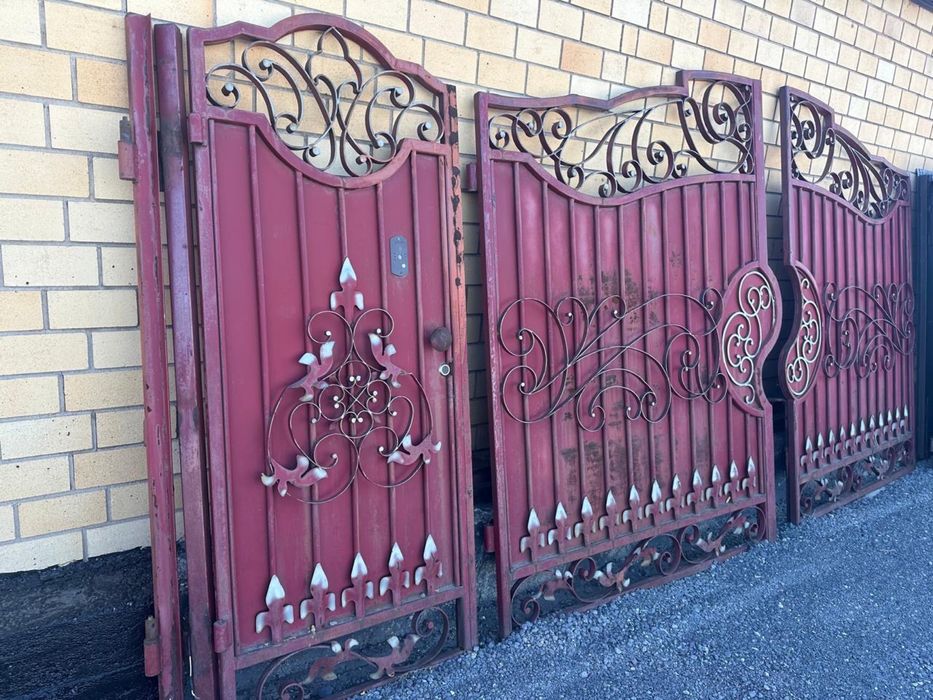 Продам ворота желзные