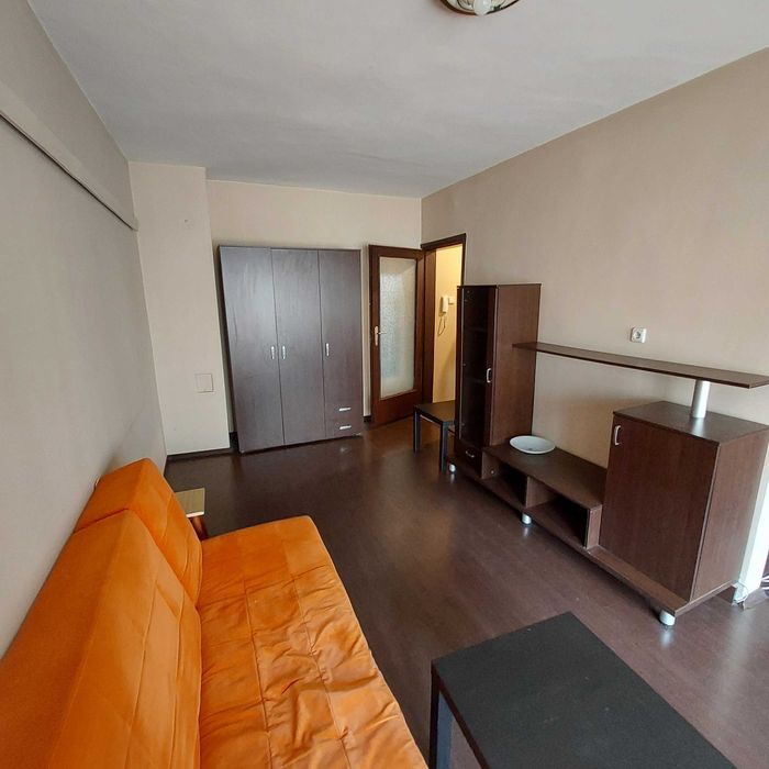 Дава се под наем Едностаен апартамент в София, Център - 42 кв.м за 357 € - Снимка #2