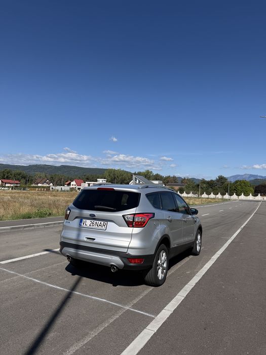 Vând Ford Kuga 2018
