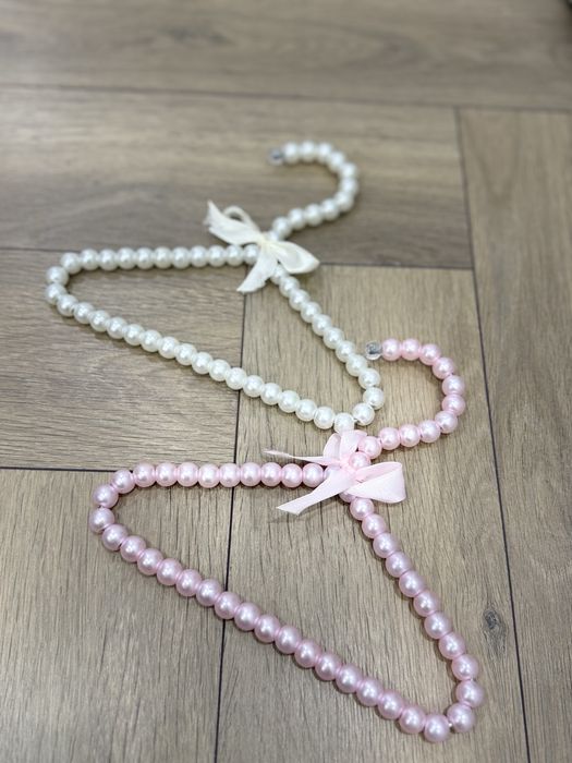 Жемчужные вешалки для маленьких принцес и принцов!