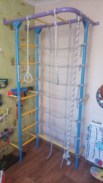 Продам шведскую стенку