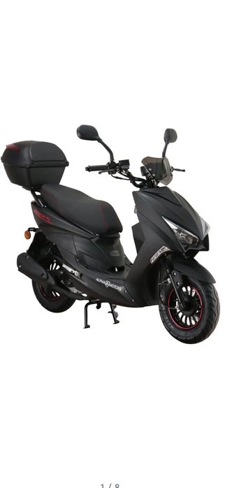 Motocicleta pe benzină