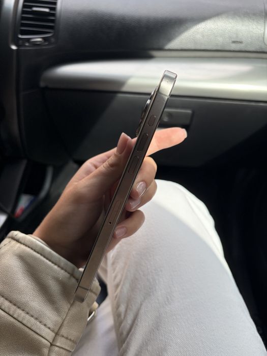 iPhone 15 Pro Max с памятью 1 ТБ.