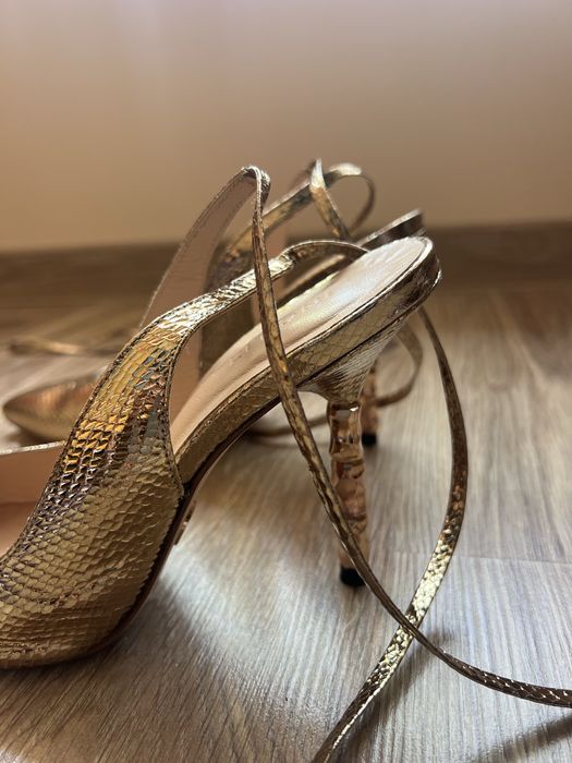 Обувки ingiliz на висок ток