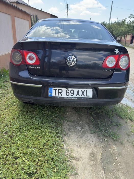 VW Passat B6 2.0 TDI 140 CP