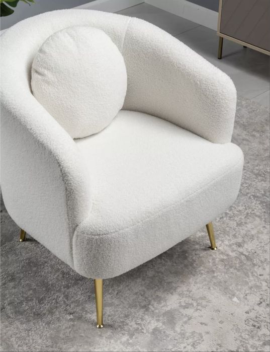 Продам крекло букле в отличном состоянии