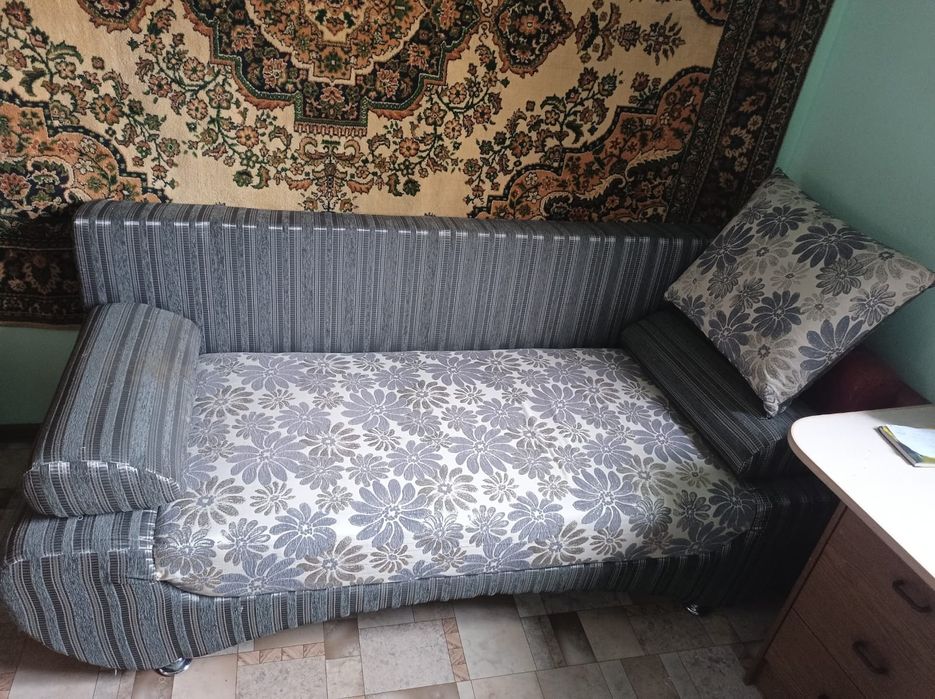 Диван кровать б/у