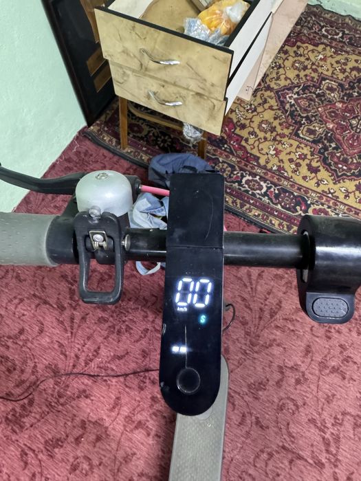 продам электросамокат