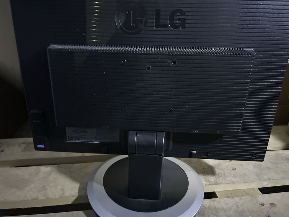 Экран Lg рабочий