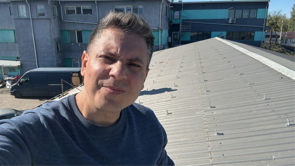 Electrician calificat, cu experienta si in sisteme fotovoltaice!