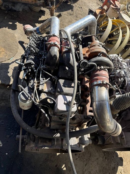 Cummunus 6BT  5.9 двигатели еккуватоларга сотувга келди.