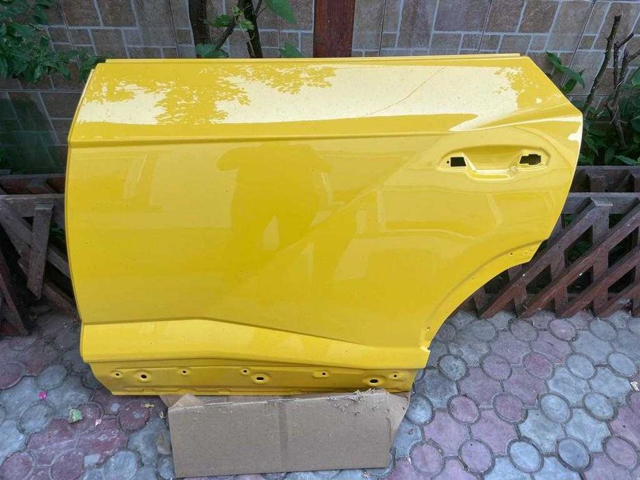 usa stanga spate lamborghini urus aripa stanga fata lamorghini urus