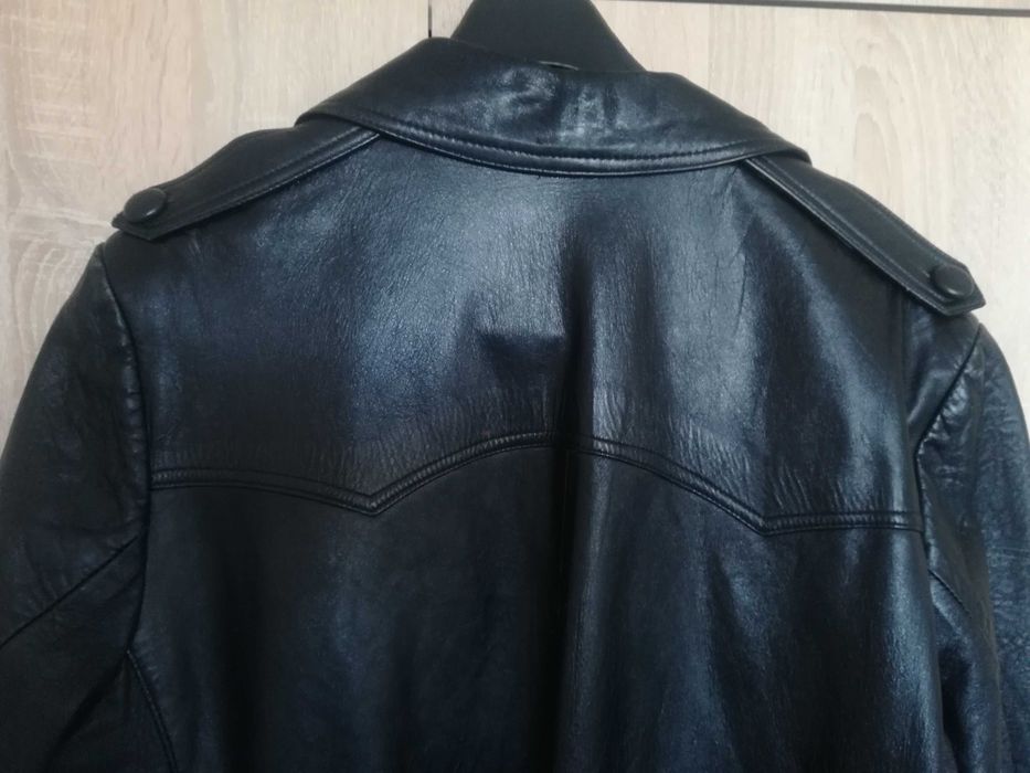 Мъжко черно кожено манто,размер 52
