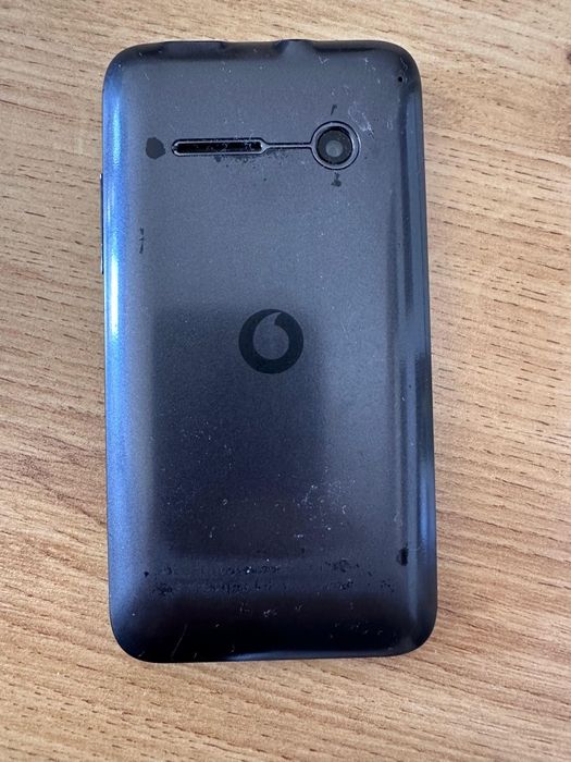 Telefon Vodafone VF785