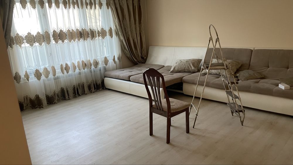 Диван в зал(Огромный)