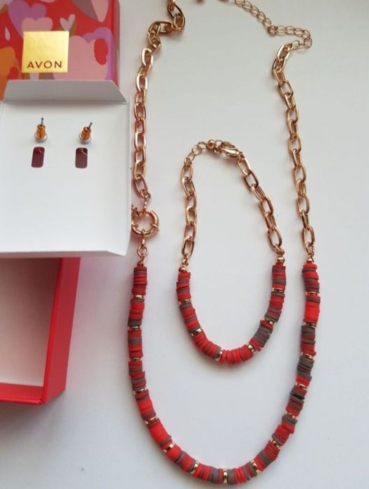 Set bijuterii Avon, colier, brățară și cercei