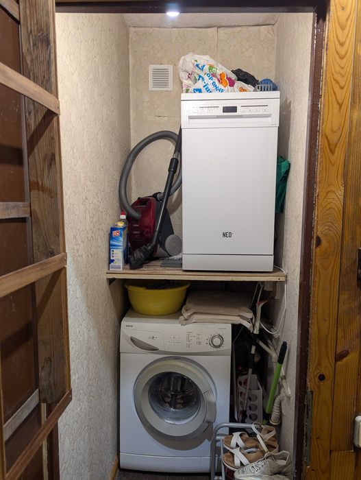 Продава се Тристаен апартамент в София, Младост 4 - 90 кв.м за 2945 €/кв.м - Снимка #20