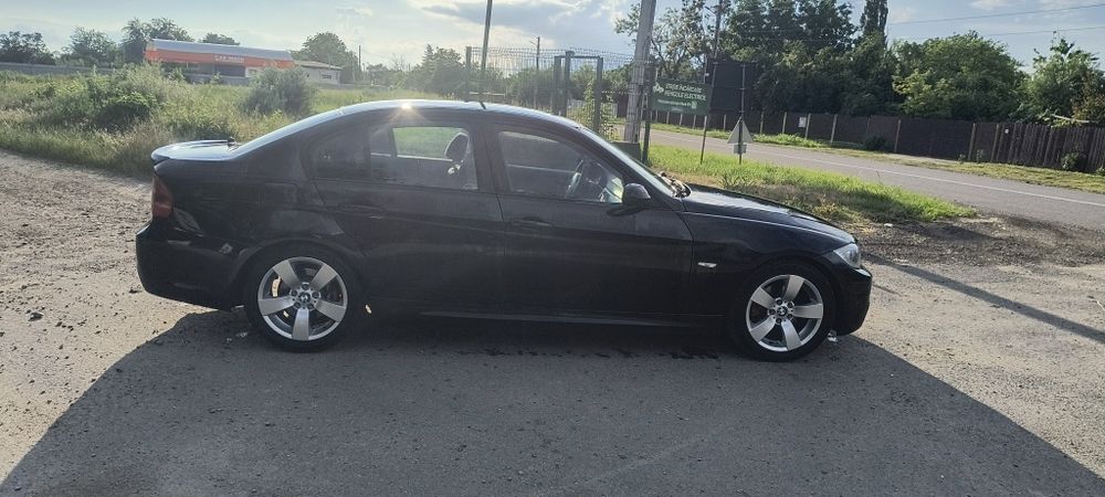BMW 3 Series 2005 — imagine 4