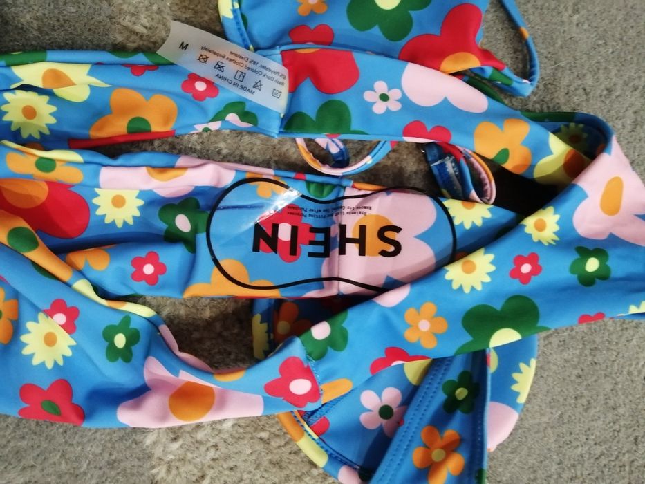 Уникално красиви  дамски бански КРАЙНА ЦЕНА