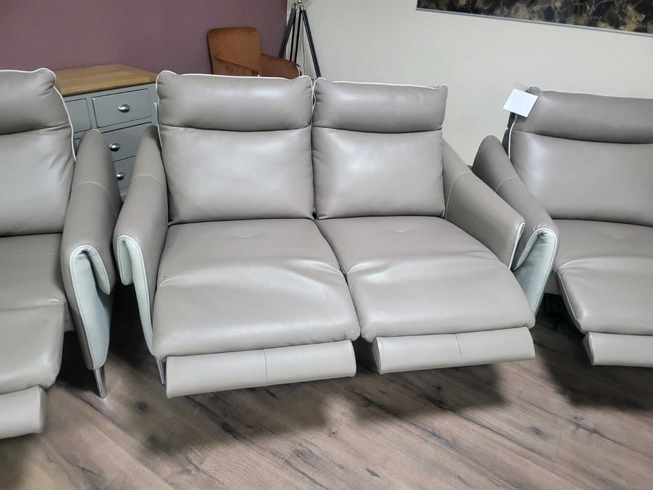 Бежов комплект кожени дивани с фотьойл с ел релакс механизъм