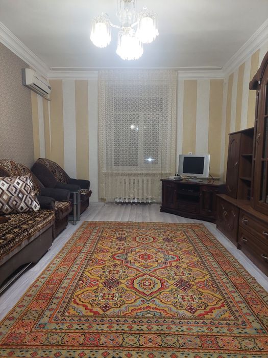 Продам двух комнатную квартиру