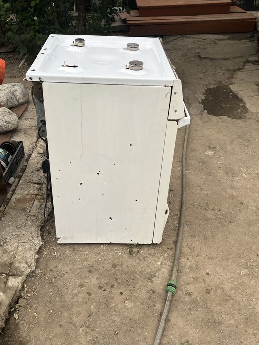 Продам газ плиту