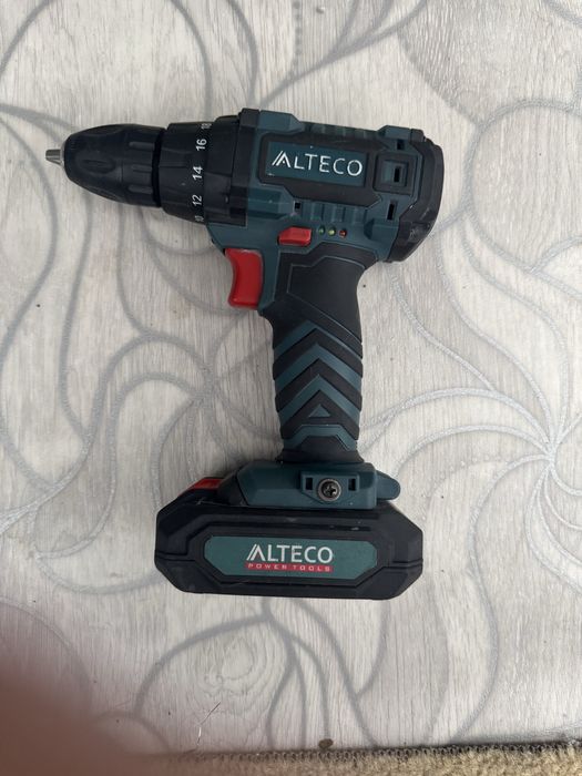 ALTECO дрель-шуруповерт CD 2110Li
