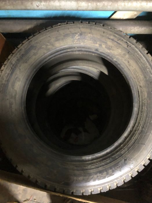 Пакрышки R16 215/60