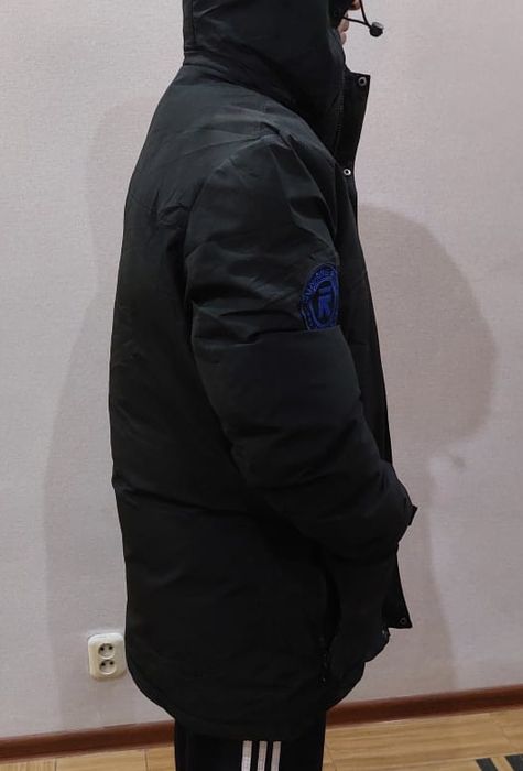 Продам зимнию куртку