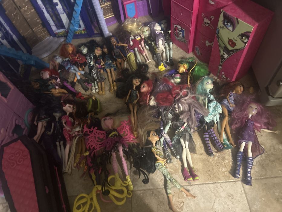 papusi monster high