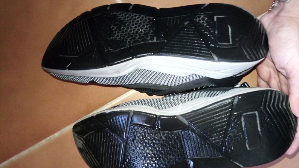 Маратонки закупени от Германия