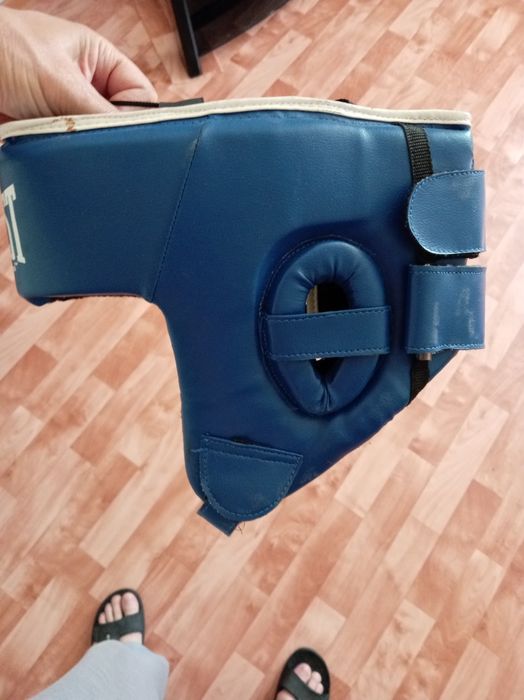 Продам , шлем защитный,