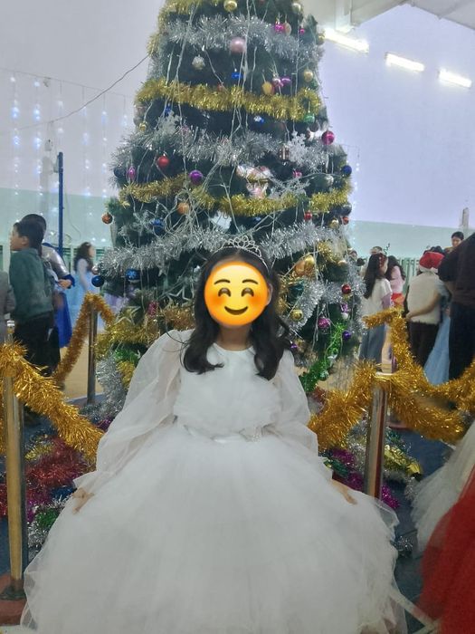 Әдемі көйлек сатылады