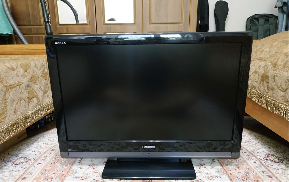 Телевизор Toshiba 32"