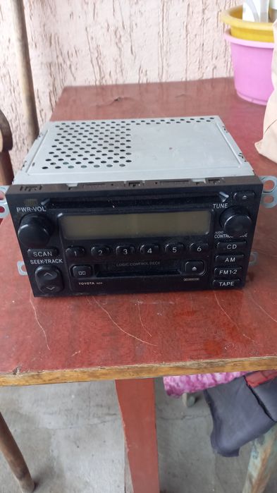 Продам авто магнитолу