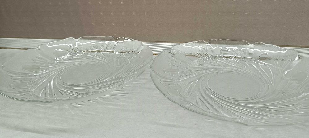 Стъклени подноси