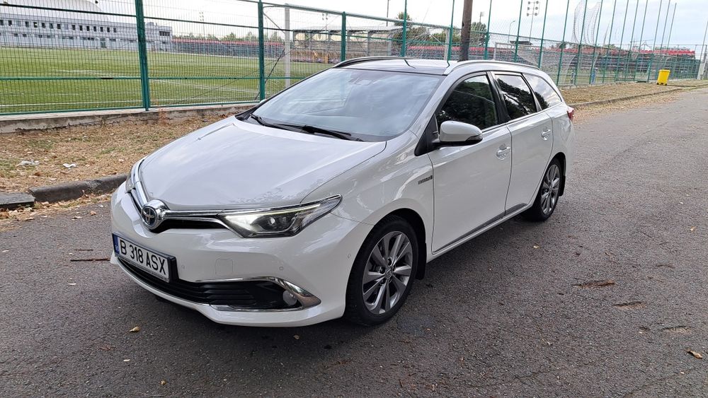 Vând Urgent Toyota Auris Hibrid 2018 cu GPL