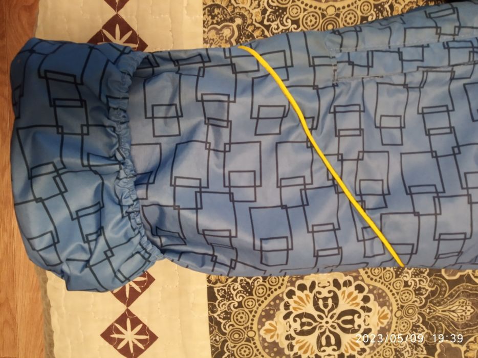 Продам детский демисезонный комбинезон