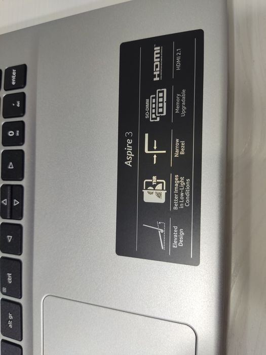 Acer Noutbuk holati yangi  srochna sotaman kreditga olganman pul keraa