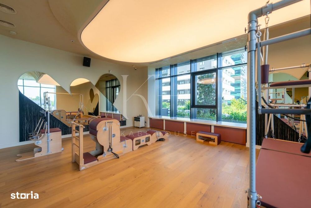 Studio Premium de Inchiriat | Cortina North | Vedere gradina interioar